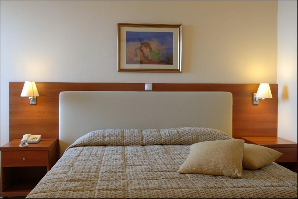 Hotel Nissaki Beach Nisaki  Ruang foto